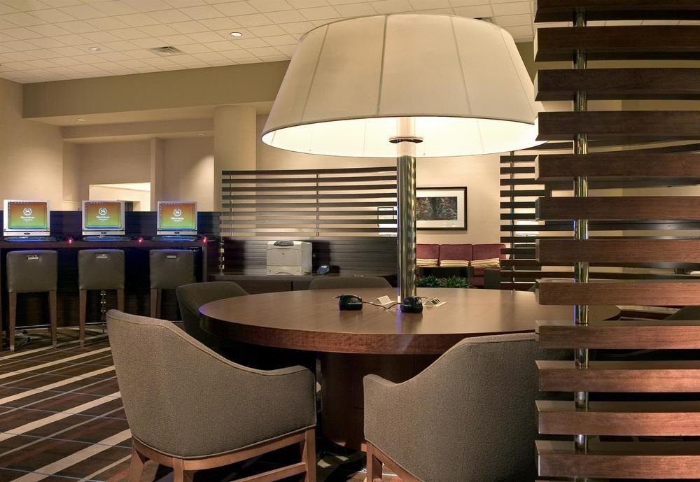 Sheraton Arlington Hotel Eksteriør billede