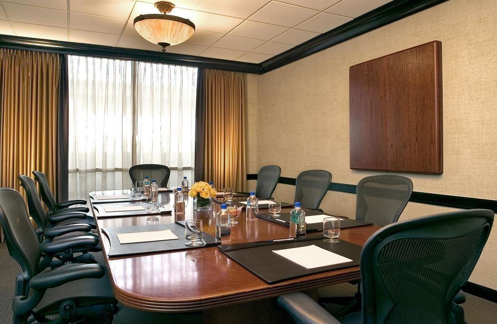 Sheraton Arlington Hotel Eksteriør billede